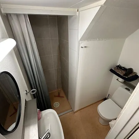 Апартаменты Cozy 2-bedroom In The Centre *