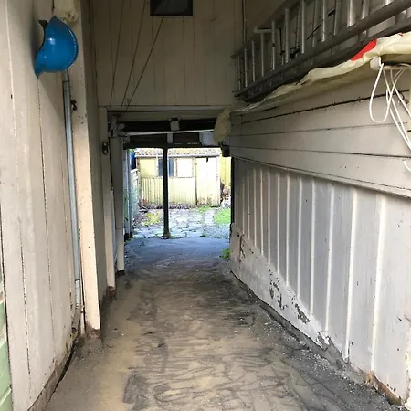 Cozy & Quiet In With Easy Self Check-in * Тромсё